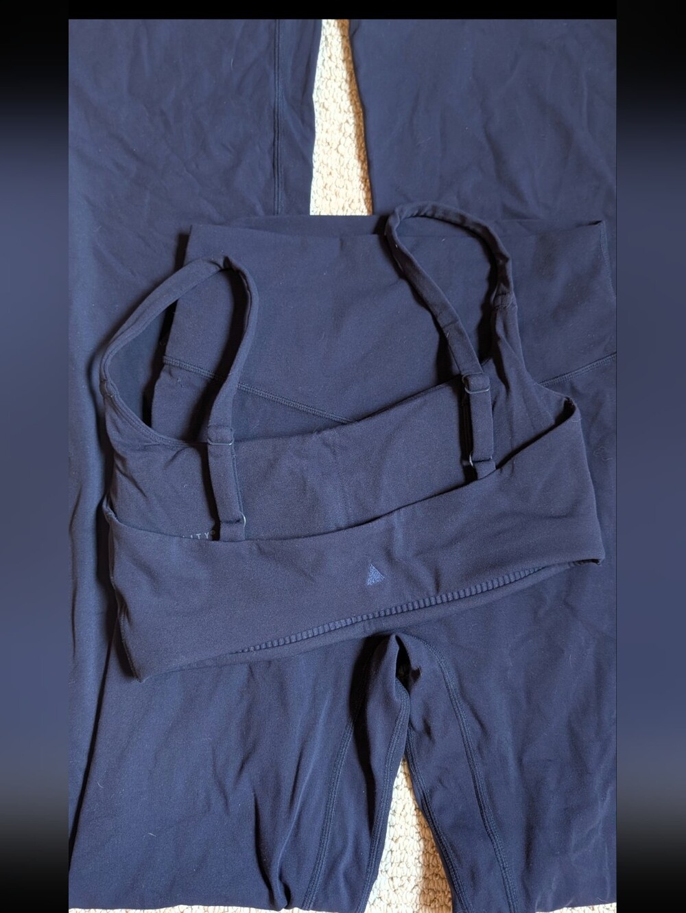Vitality Cloud II Bra, Flare Leggings And Jacket - Picture 3 of 6